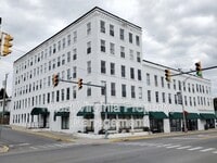 Building Photo - 104 N 8th St