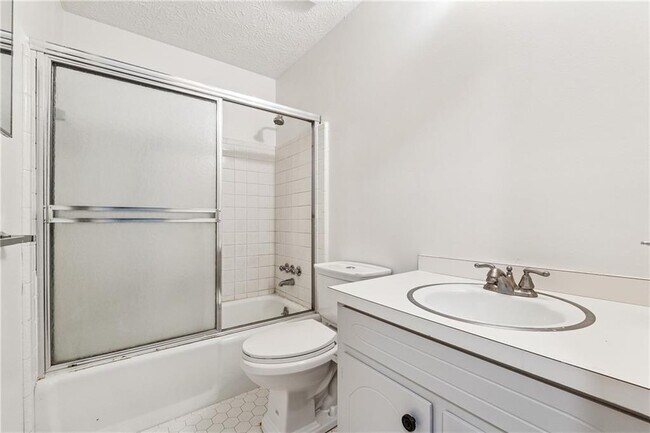 Building Photo - 2373 Wood Creek Ct