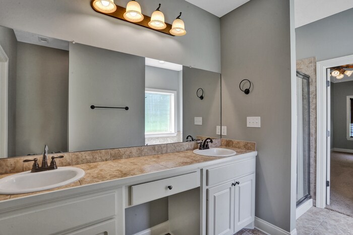Building Photo - 134 Porter Ridge