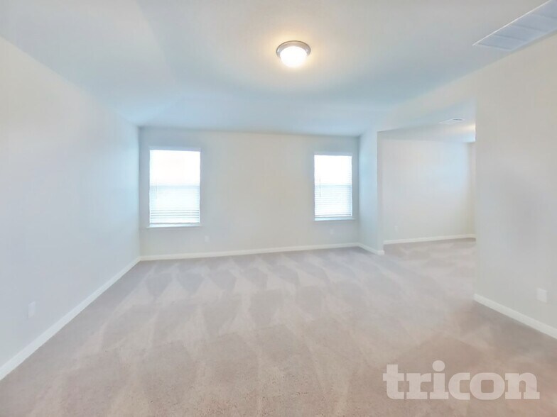 Building Photo - 5820 Zoey Wy