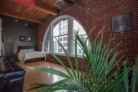 Building Photo - 507 N 13th St