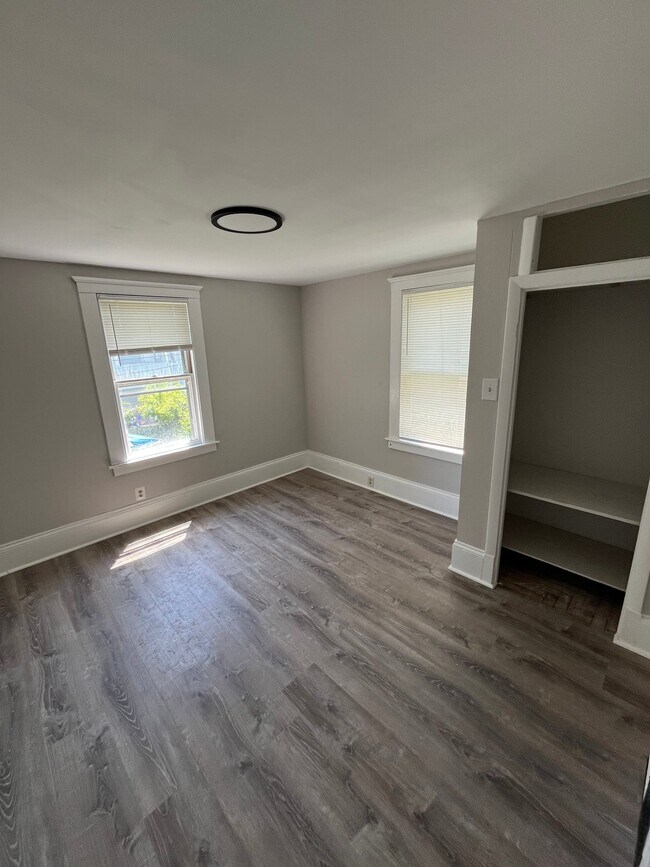 Building Photo - 283 Wilbraham Rd