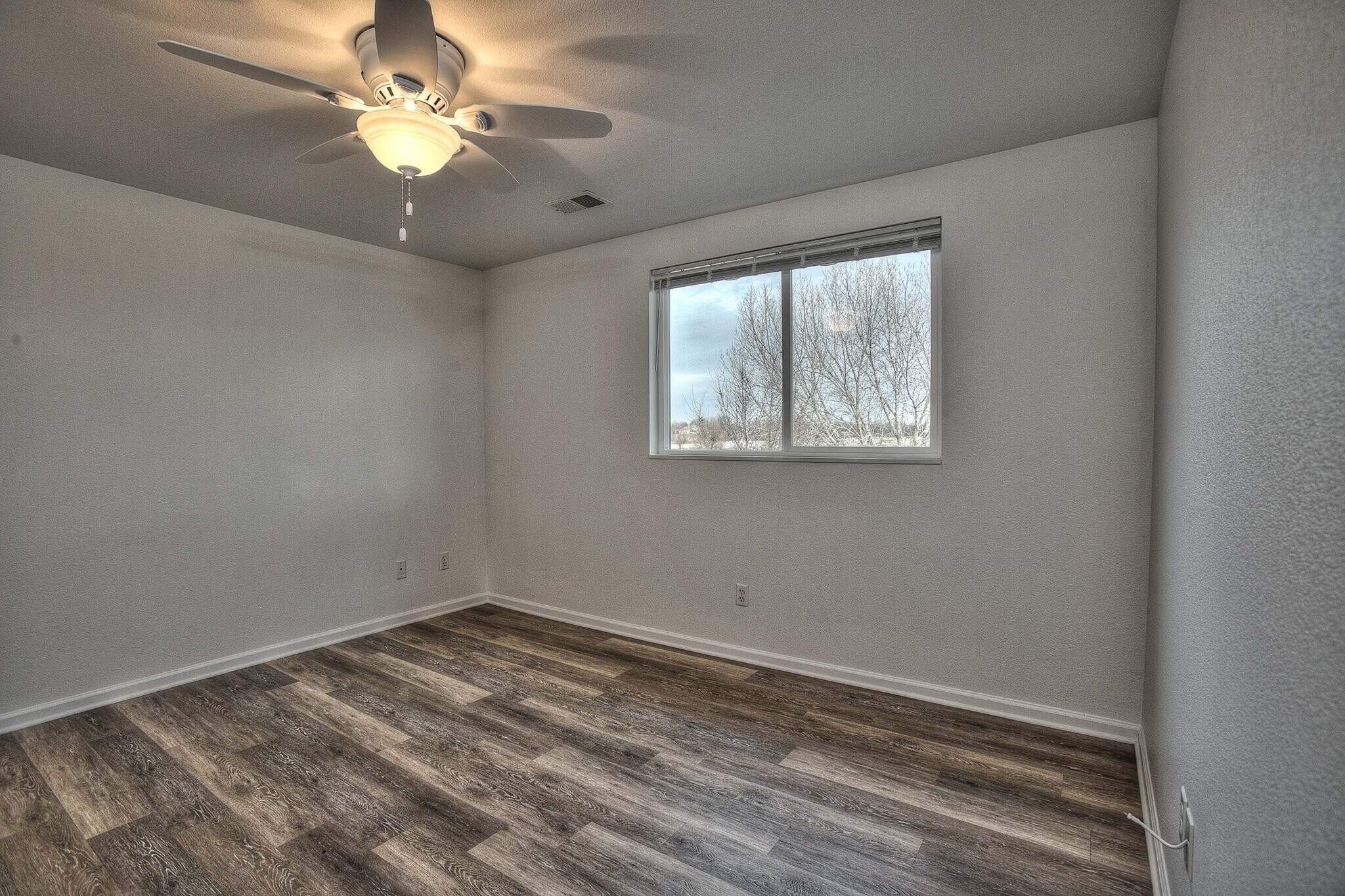 Building Photo - 624 26th St SW