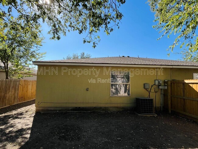 Building Photo - 14542 Clovelly Wood