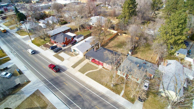 Building Photo - 2316 W Kootenai St