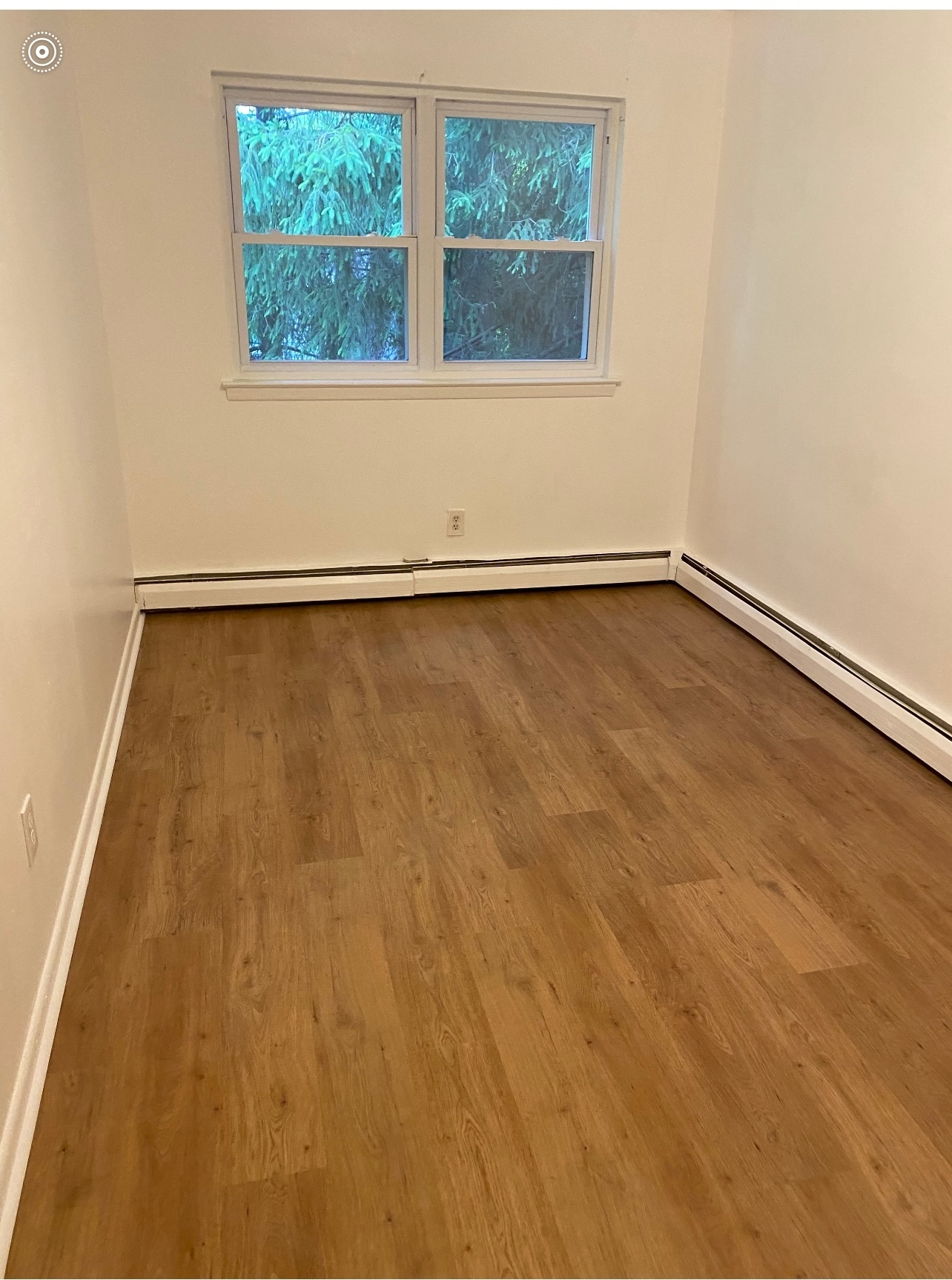 Building Photo - 835 Garrett Ln