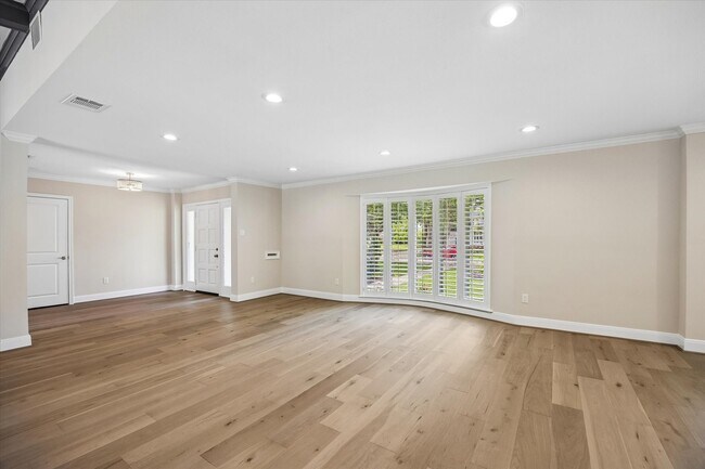 Building Photo - 9407 Cranleigh Ct