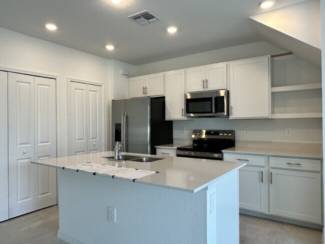Building Photo - 14337 Lilac Sky Ter