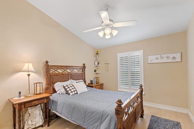 Building Photo - 1401 Mahogany Pl