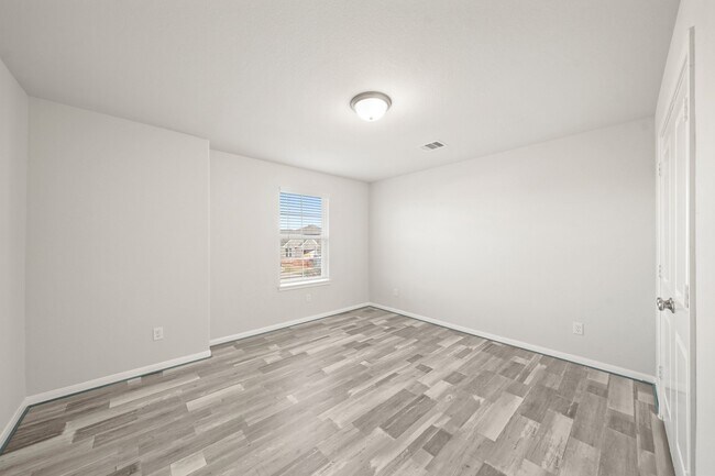 Building Photo - 2536 Allegretto Sea Dr