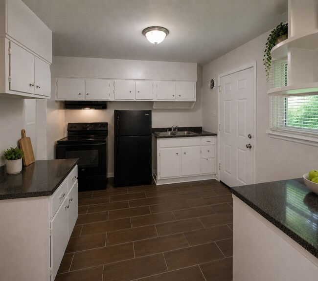 Building Photo - 2136 Pamela Dr