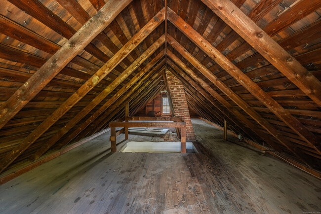 Building Photo - 106 Wooster St