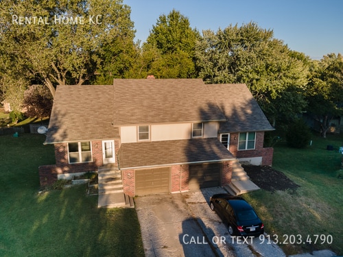 Building Photo - 1616 E Elm St