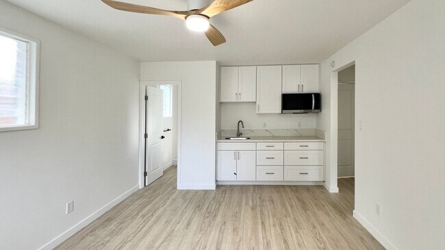 Building Photo - BEAUTIFULLY REMODELED 1 BEDROOM 1 BATH UNIT IN KANEOHE!