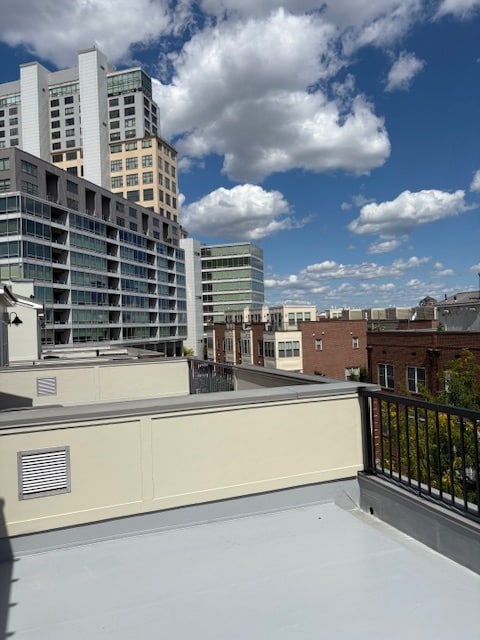 Building Photo - 1408 Steuart St