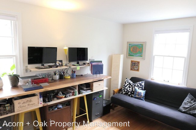 Building Photo - 3 br, 1 bath House - 1014 W Lakewood Ave