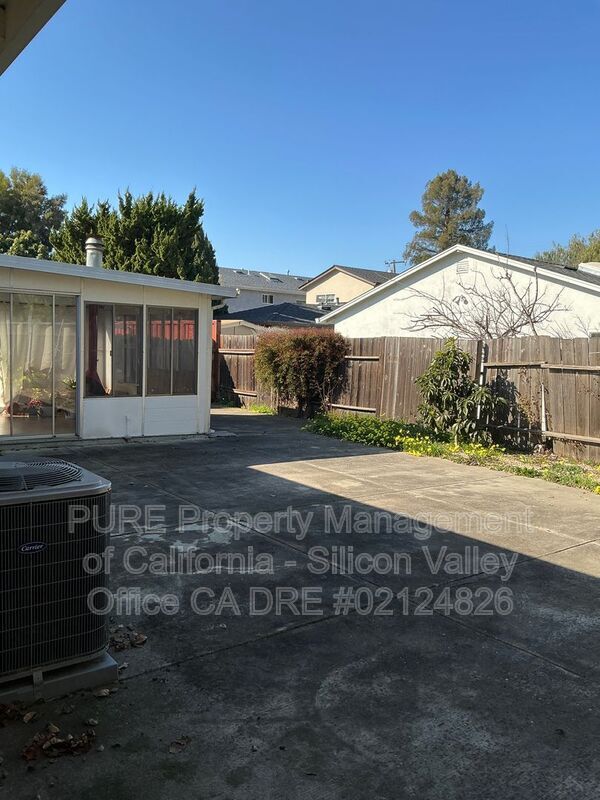 Building Photo - 2607 Erskine Ln