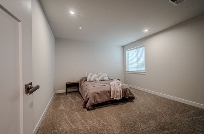 Building Photo - 1018 Applecross Dr