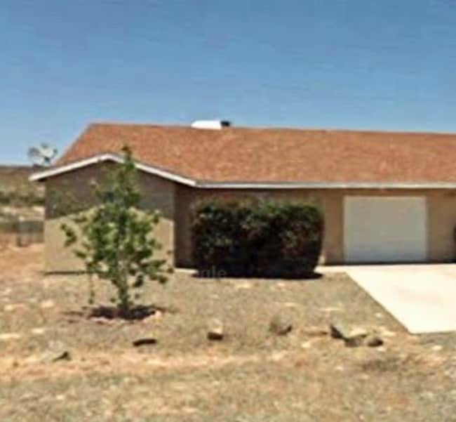 Primary Photo - 17076 E Roadrunner Rd