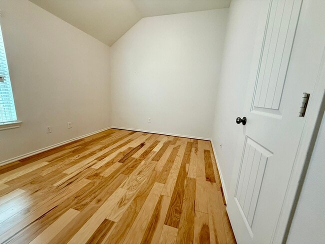 Building Photo - 3643 Goldleaf Trail Dr