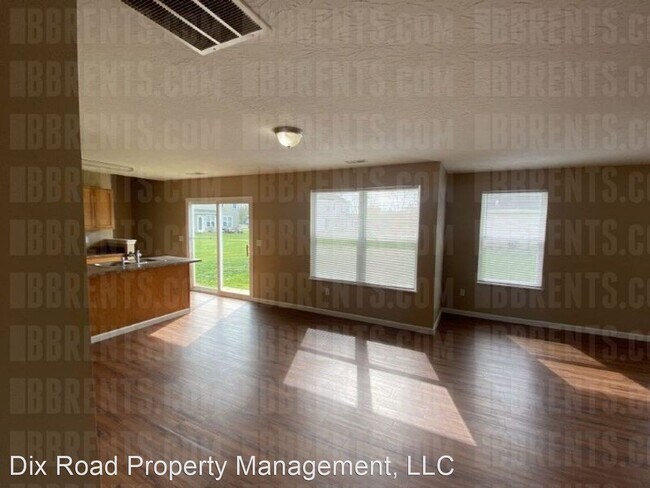 Building Photo - 3 br, 2.5 bath House - 425 Peyton Drive,