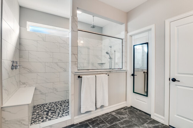 Building Photo - 1510 Bellingham Ln