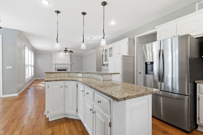 Building Photo - Luxury, Location & Lifestyle—All in One! Executive Home w/ Community Pool