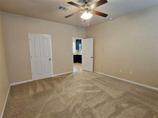 Building Photo - 808 Lost Pines Ln