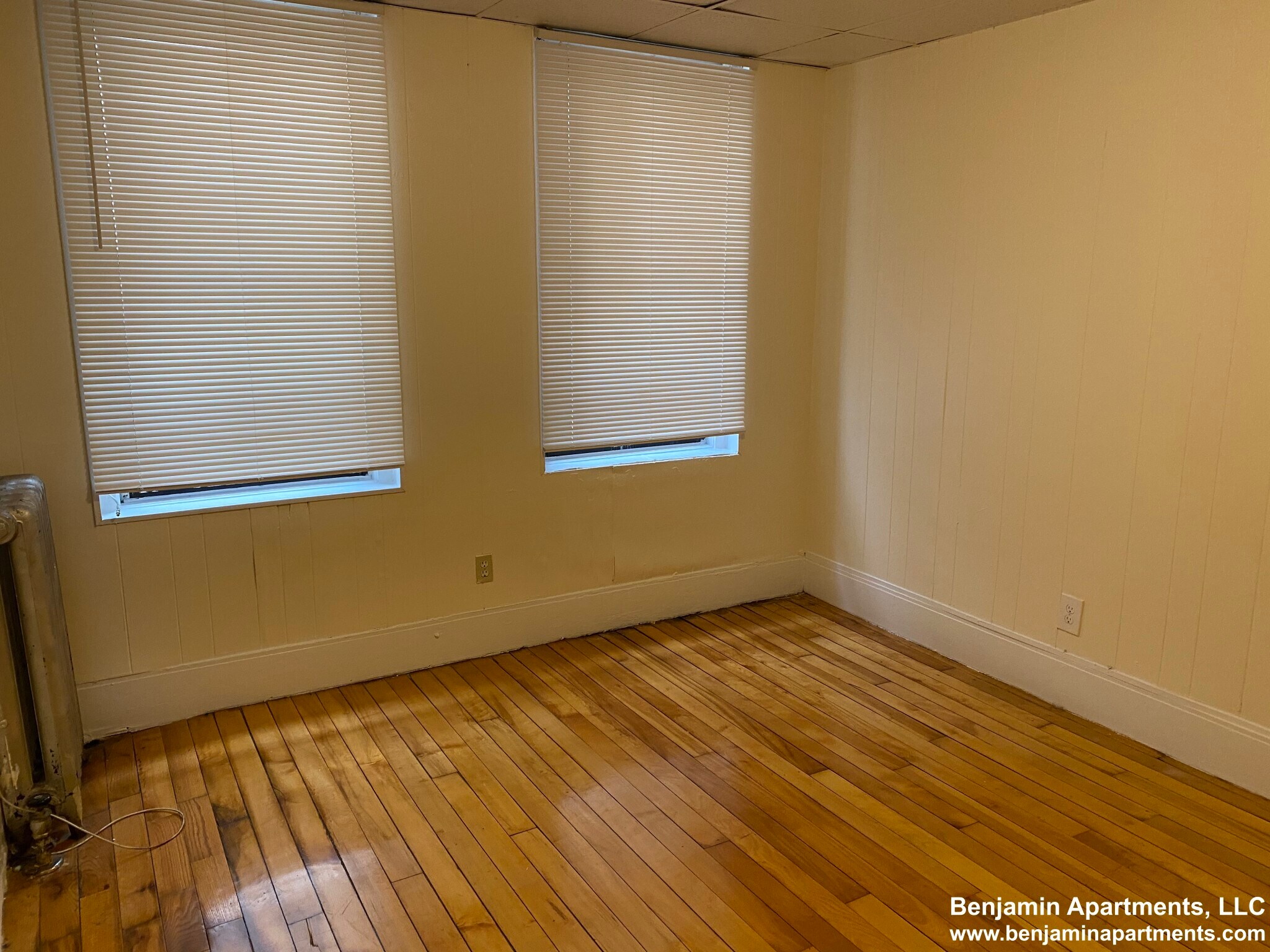 Building Photo - 431 Cambridge St