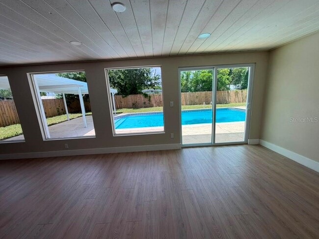 Building Photo - 1822 Banyan Tree Dr