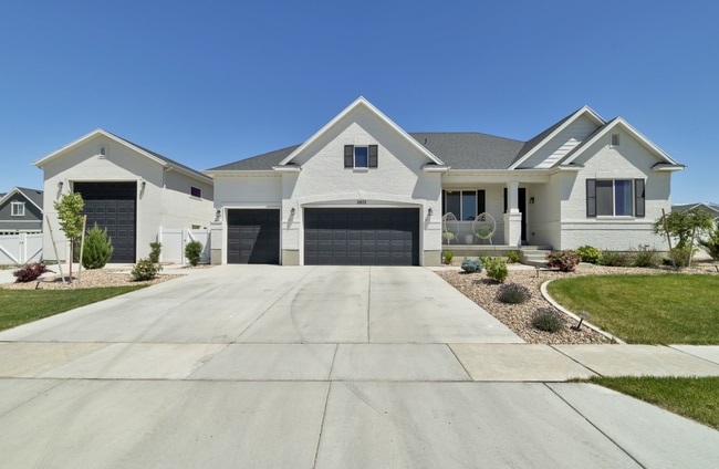 Building Photo - 5 bedroom 3.5 bathroom home in Lehi.