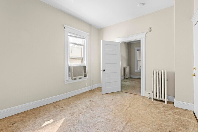 Building Photo - 520 Schuyler Ave