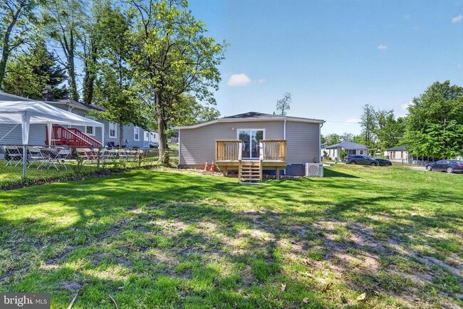 Building Photo - 505 69th St