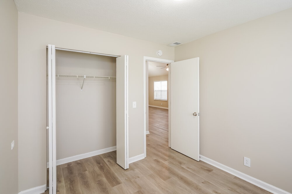 Building Photo - 1016 Mansker Dr