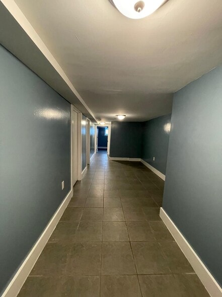 Building Photo - 156 Randolph Ave