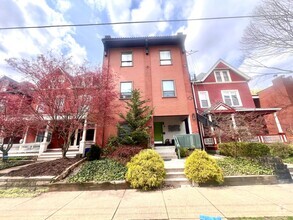 Building Photo - 332 Lehigh Ave