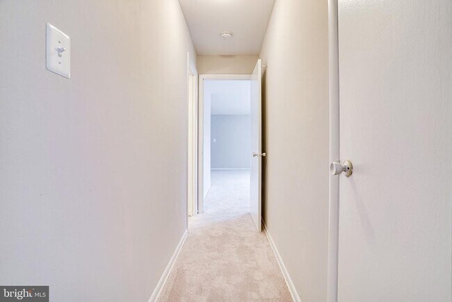 Building Photo - 4110 Mangalore Dr