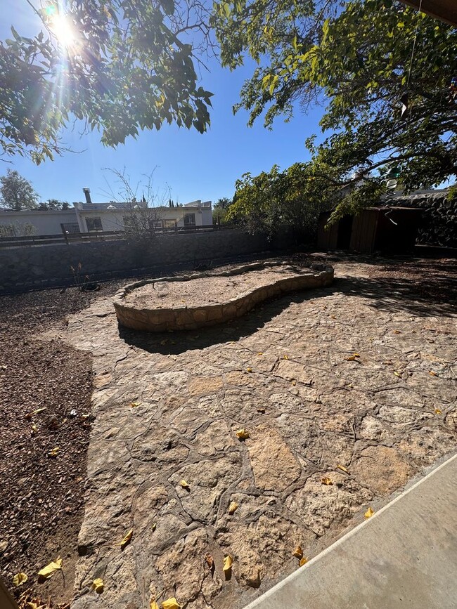 Building Photo - Nice Home in the Telshor Area