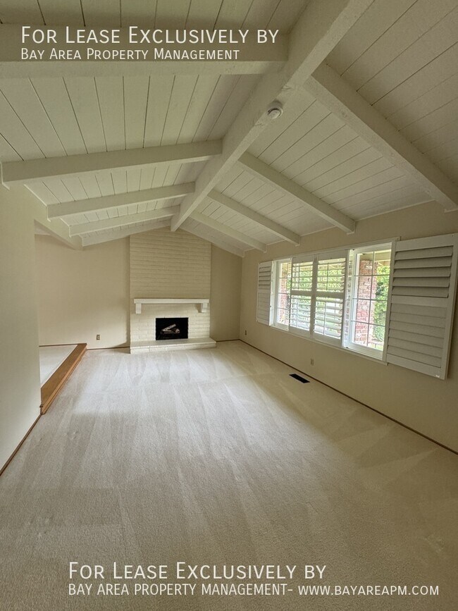 Building Photo - 782 Berkshire Dr