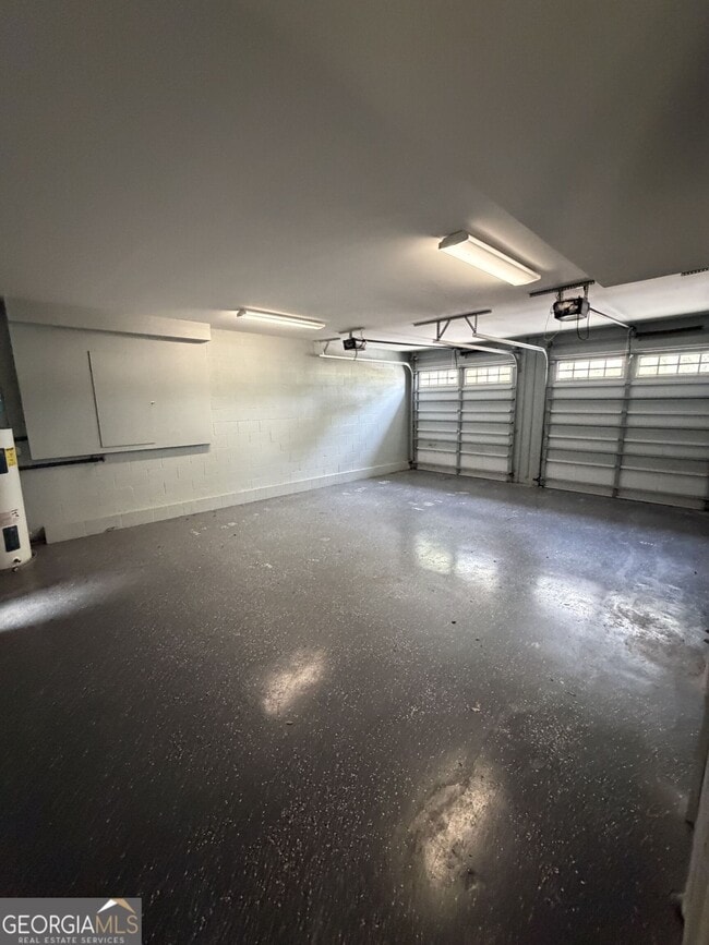 Building Photo - 102 Riverfront Cir