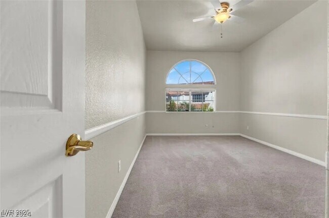 Building Photo - 32 Myrtle Beach Dr