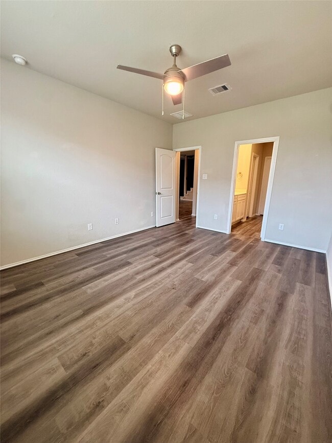Building Photo - 9278 Inland Leather Ln
