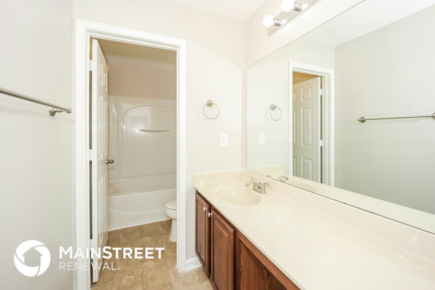 Building Photo - 7319 Parks Trail