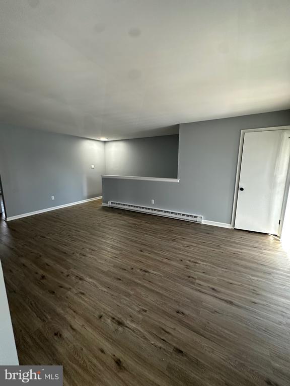 Building Photo - 612 N Shady Retreat Rd