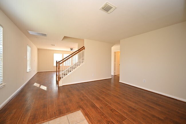 Building Photo - 9403 Coatsworth Dr