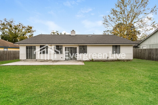 Building Photo - 8149 Amberwood Ct