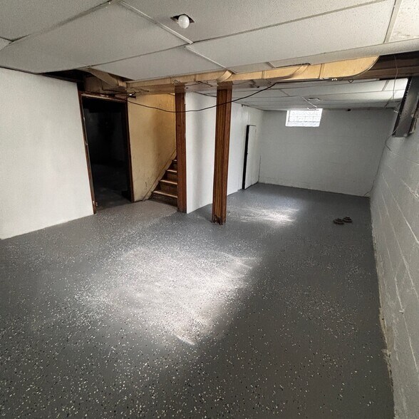 Building Photo - 10794 Marne St