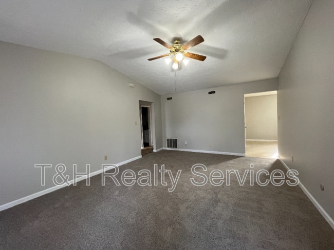 Building Photo - 5155 Brouse Ct