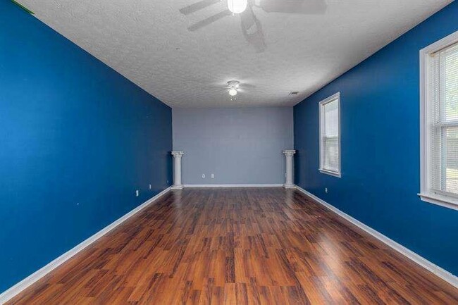 Building Photo - 263 Ocean Liner Dr