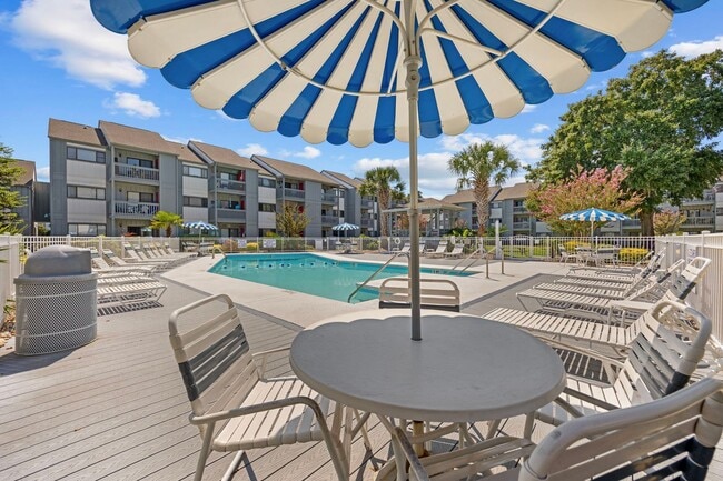 Building Photo - Charming 2-Bedroom Condo Near the Beach